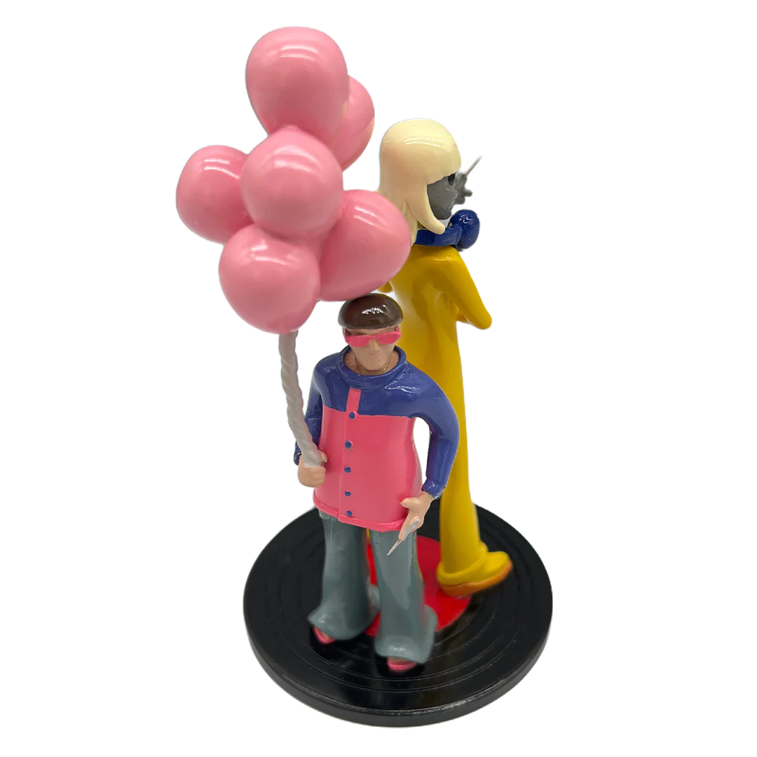 Oliver Tree vs Little Ricky: Alien Boys Statue - Image 2